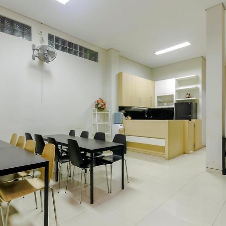 Reddoorz Near Samarinda Central Plaza Luaran gambar
