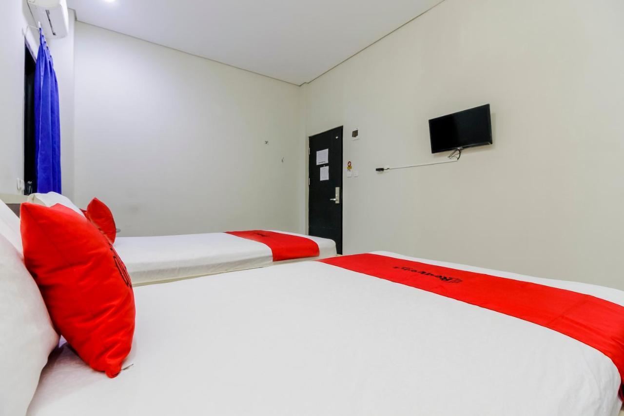 Reddoorz Near Samarinda Central Plaza Luaran gambar